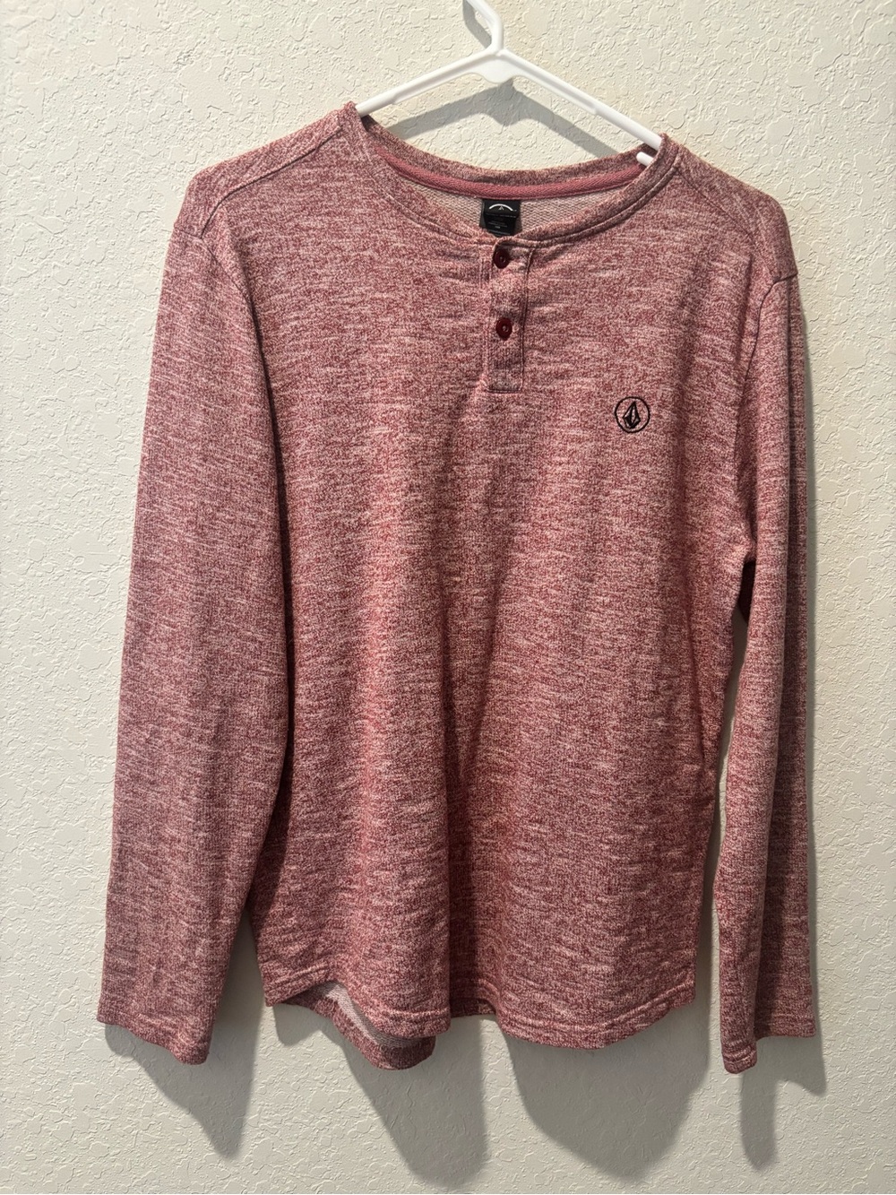 Volcom Henley Shirt Men’s S Heather Red Long Sleeve 2 Button Stone Logo Skate
